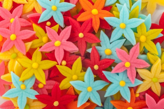 Kwiatki cukrowe kolorowe 100szt.