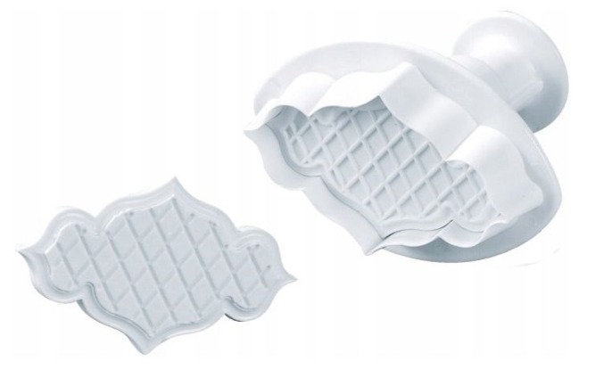 Wykrojnik plastikowy z tłoczkiem ORNAMENT KRATKA