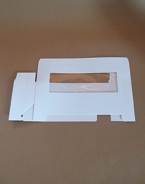 Pudełko z okienkiem na makaroniki BIAŁE 16x4,5xh4,5cm - 1szt