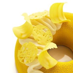 Dekoracje czekoladowe ZAWINIĘTE BIAŁE 3,5cm - 21szt.