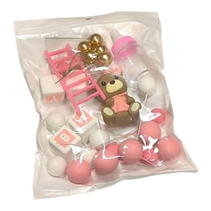 Zestaw ozdób z tworzywa na tort Miś Baby Różowy